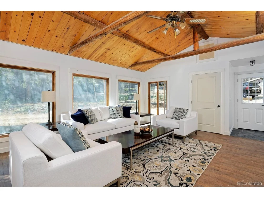 Photo of 89 Midway Dr