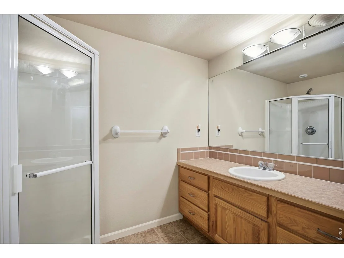 Photo of 757 Pioneer Pl