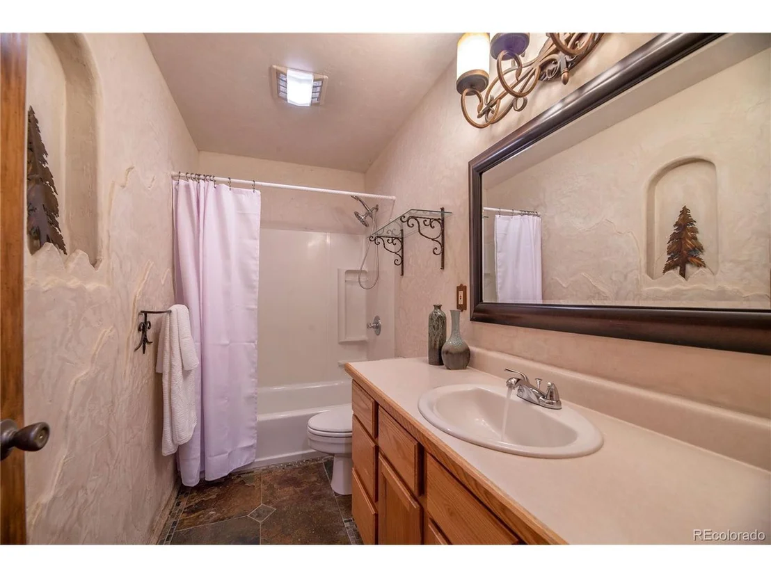 Photo of 432 Bighorn Cir