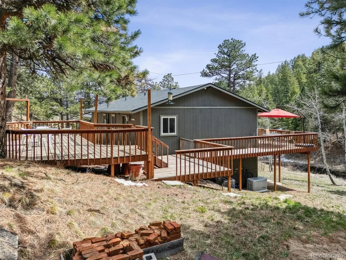 Photo of 94 Spring Ln