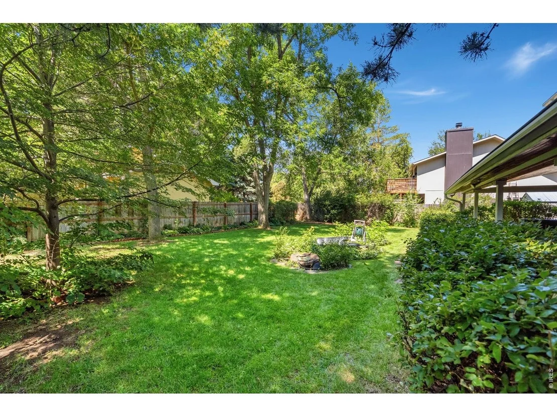 Photo of 1431 Centennial Rd