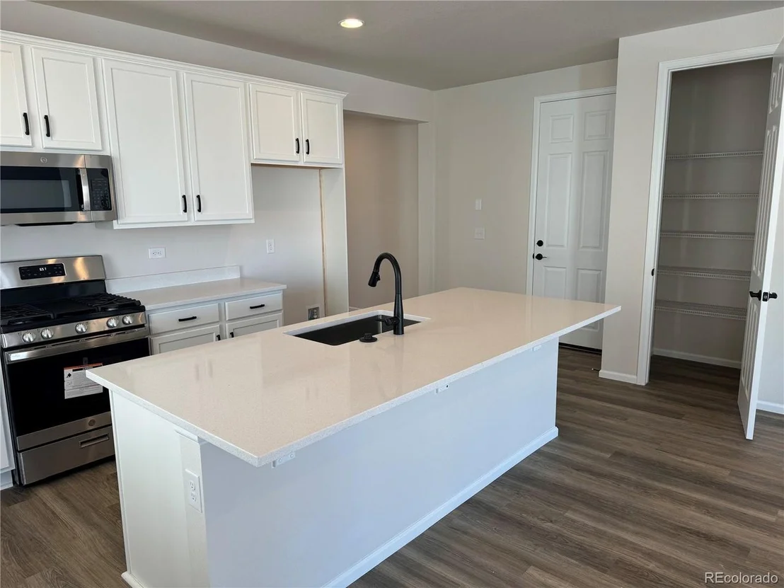 Photo of 1031 Joseph Pl