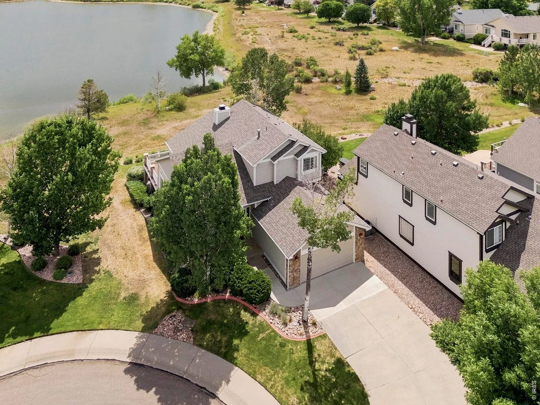 Photo of 535 Lakeside Pl