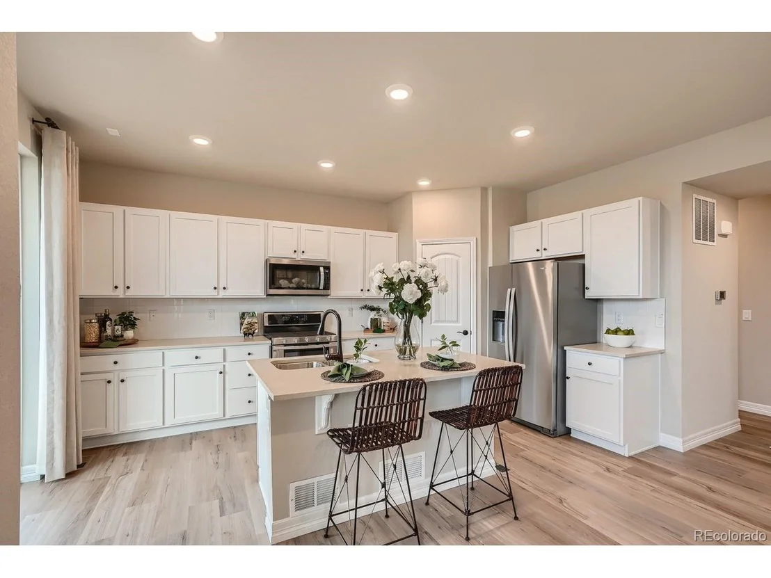 Photo of 1369 Bloom St