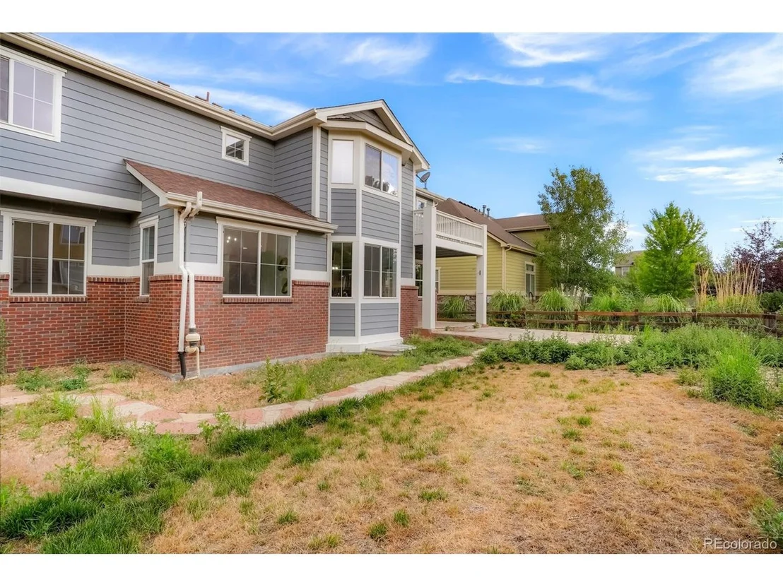 Photo of 520 N Flat Rock Cir