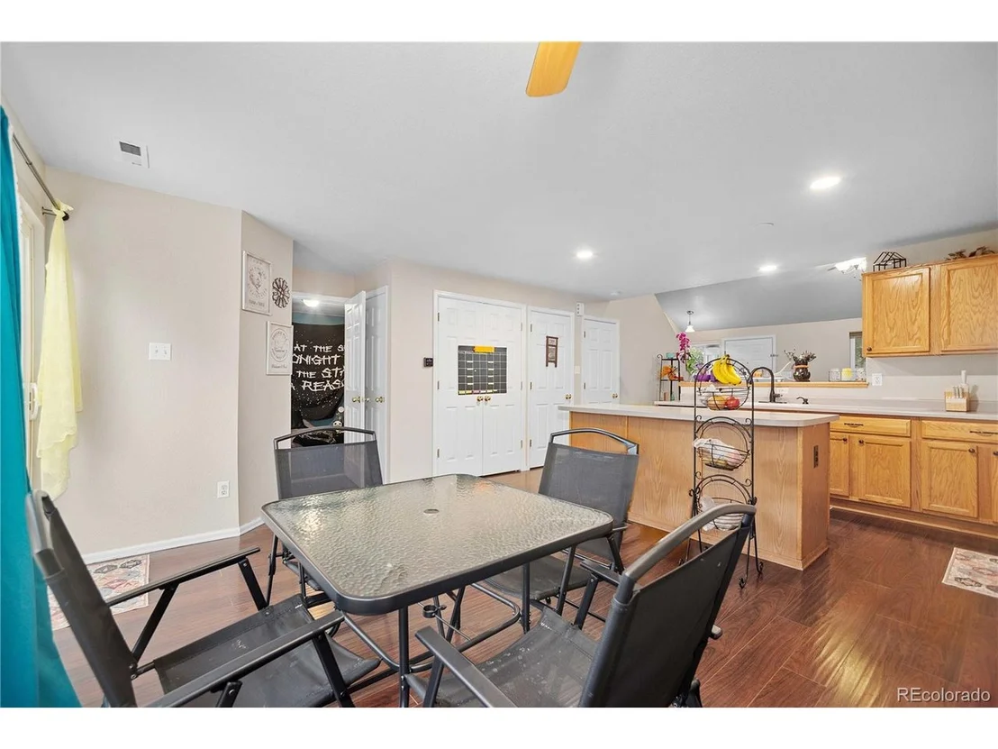 Photo of 6139 Shamrock Cir