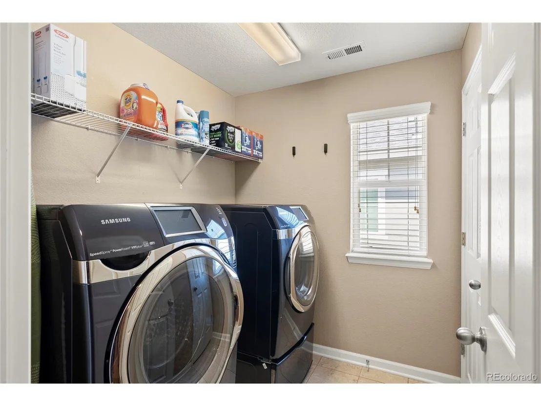 Photo of 1382 Raindrop Way