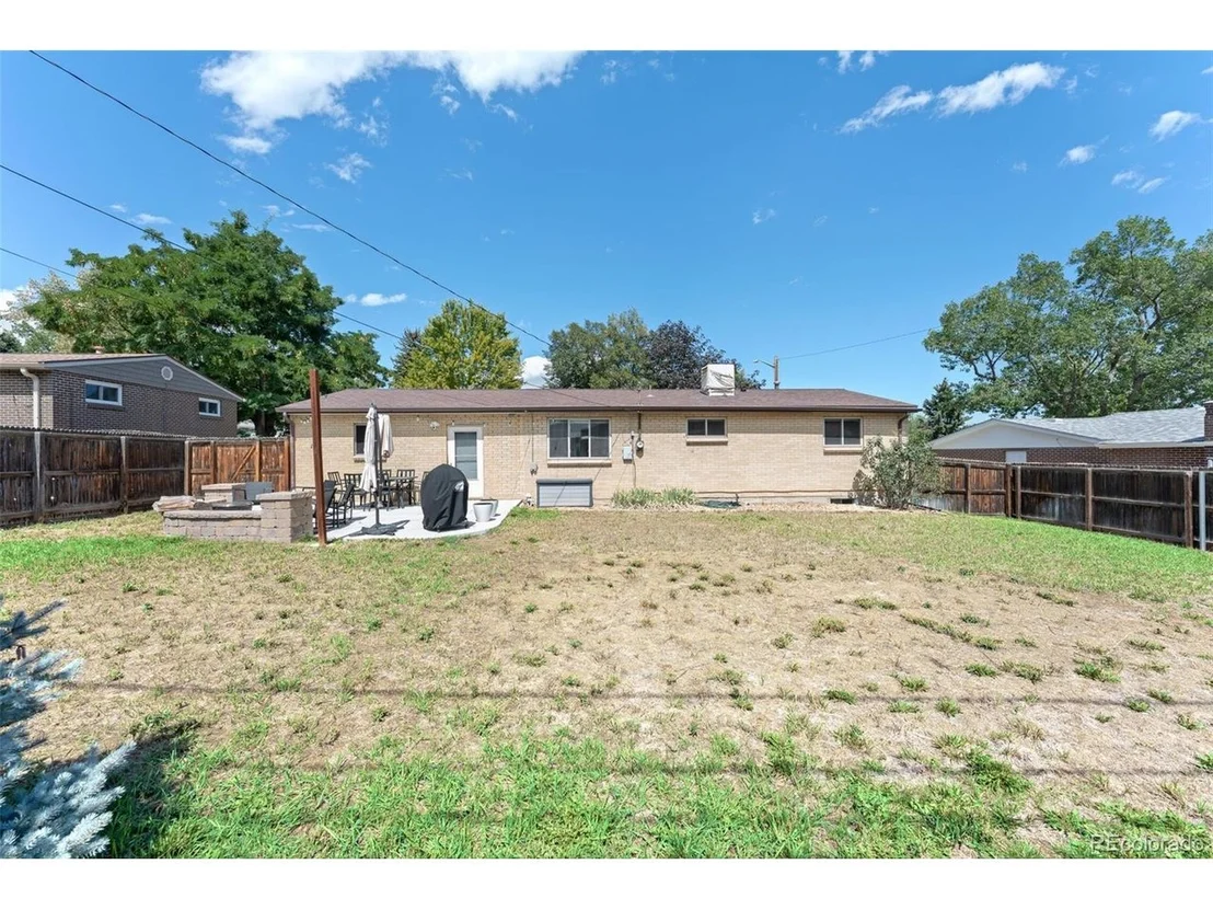 Photo of 6518 W 70th Pl