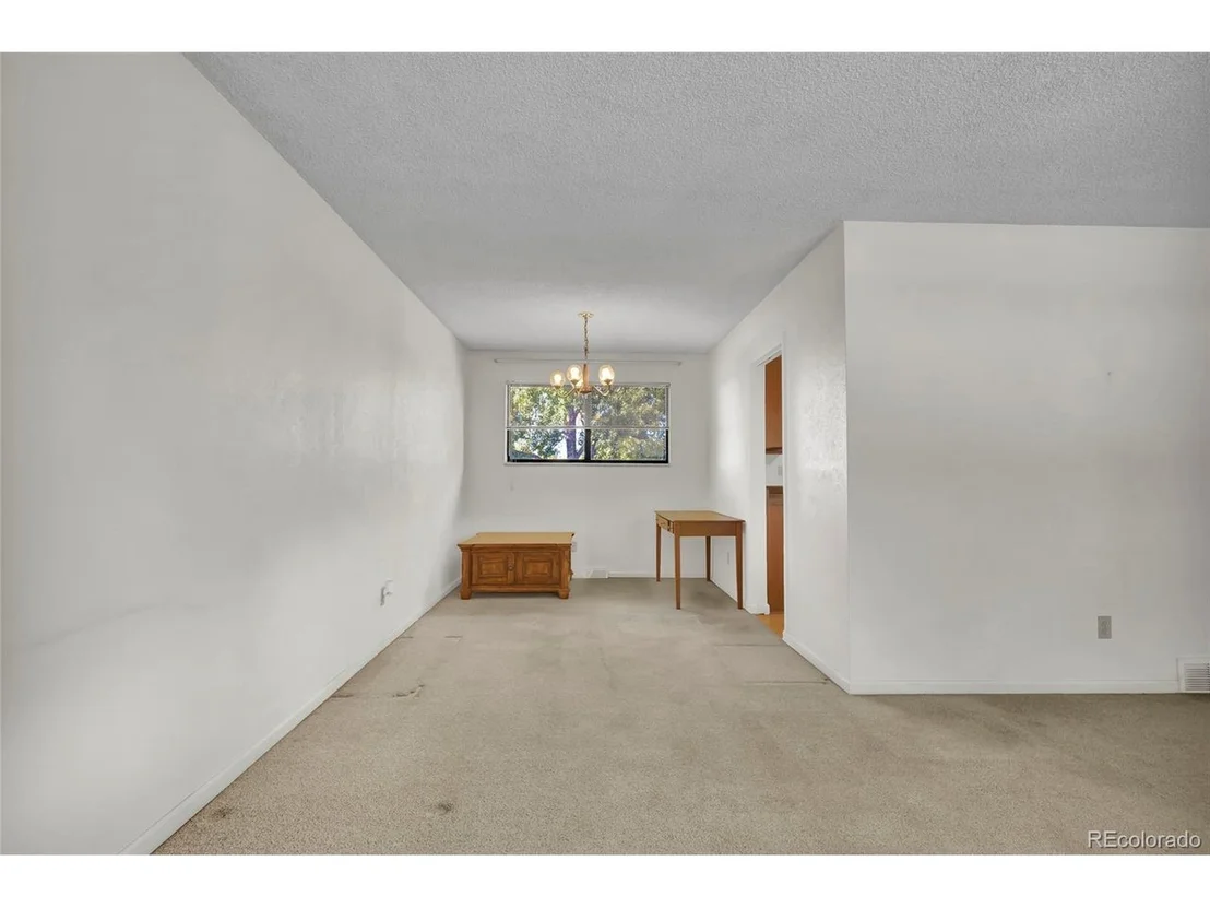 Photo of 844 Mercury Cir