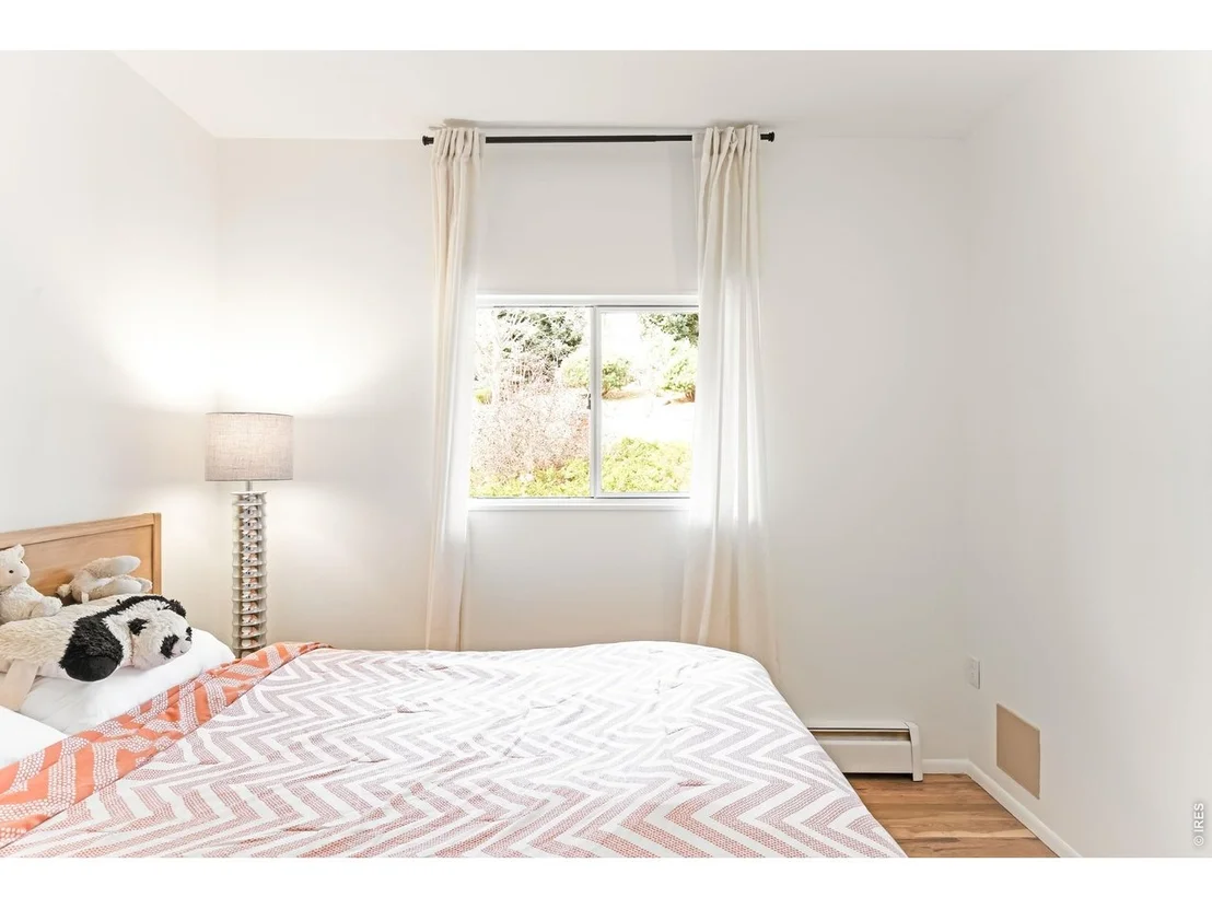 Photo of 300 Forest Ave