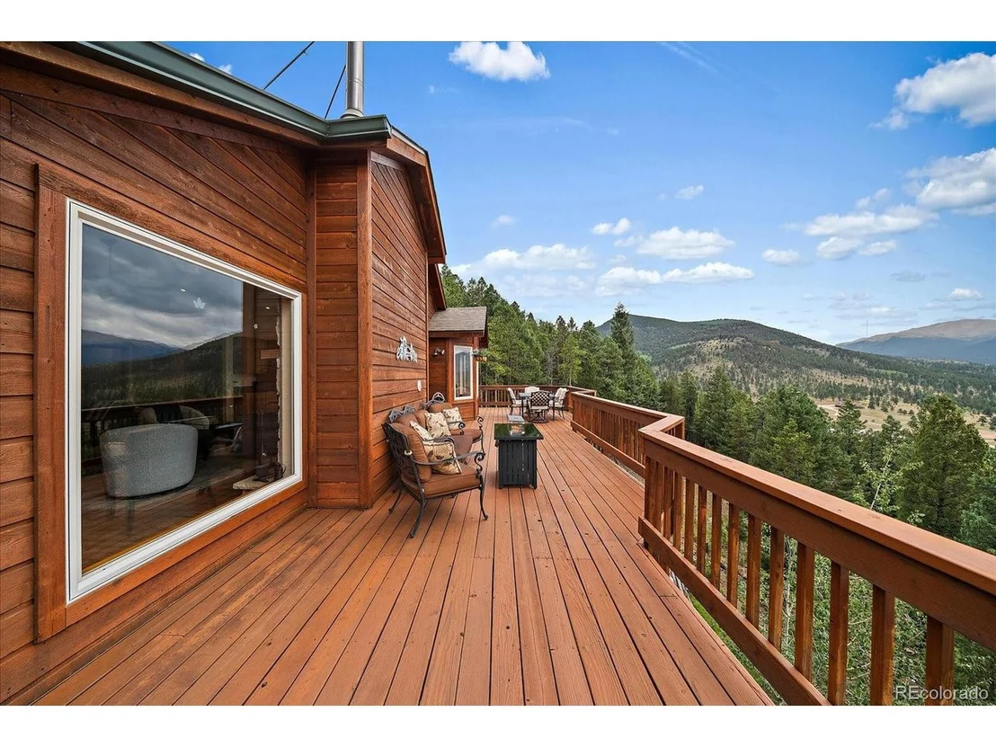 Photo of 90 Hilltop Dr