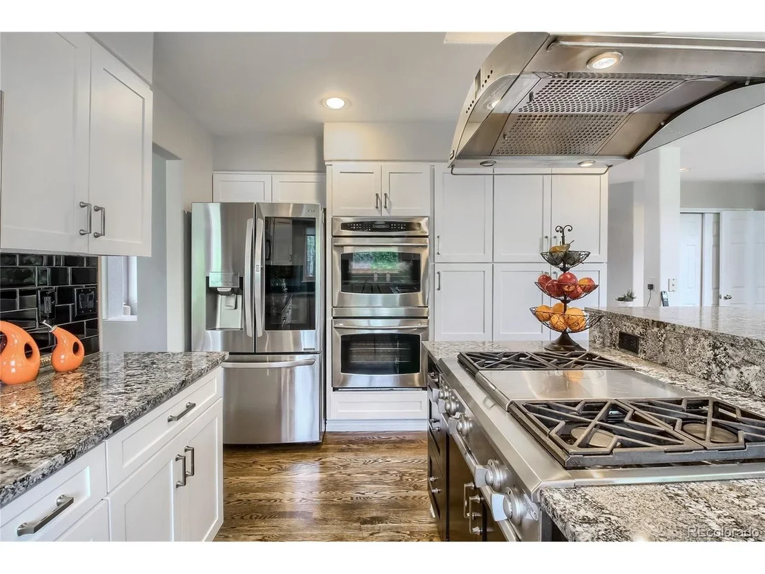 Photo of 1100 Sunset Dr