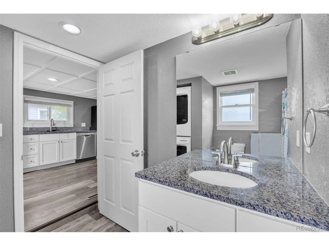 Photo of 524 N 4th Ave