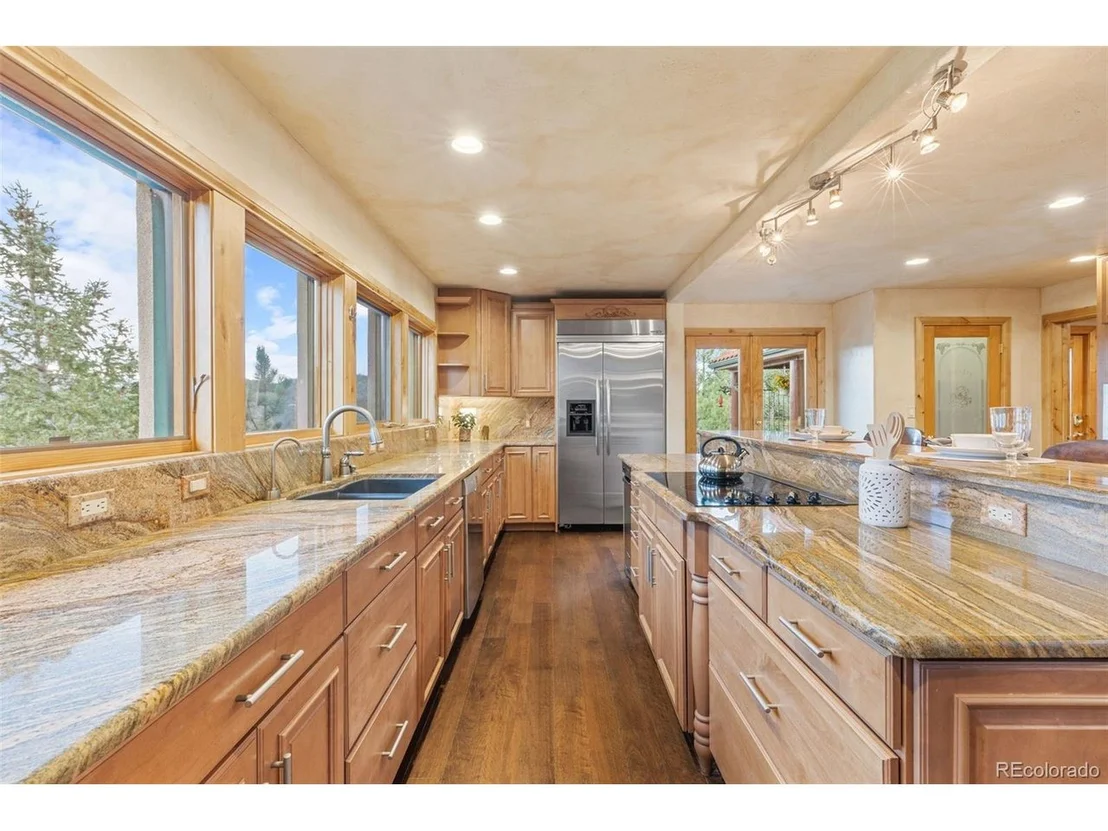 Photo of 27400 Overlook Dr