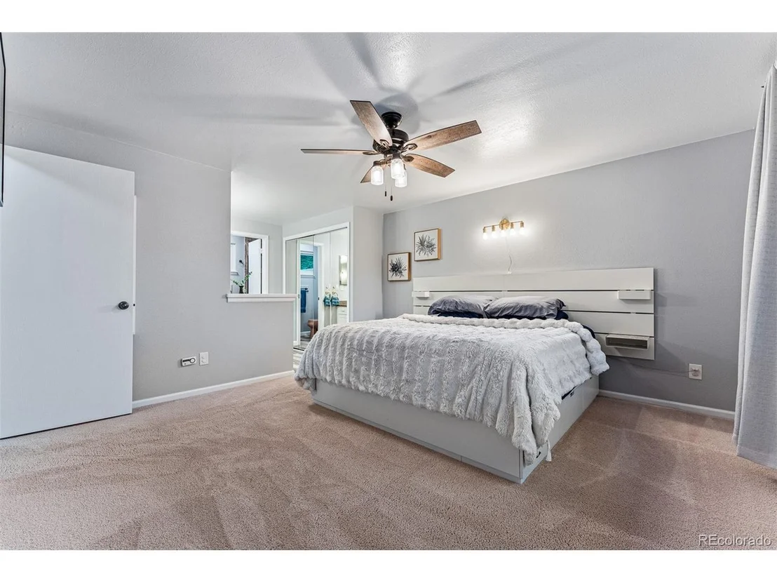 Photo of 4765 W 101st Pl