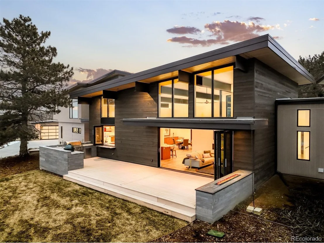 Photo of 7526 Spring Dr