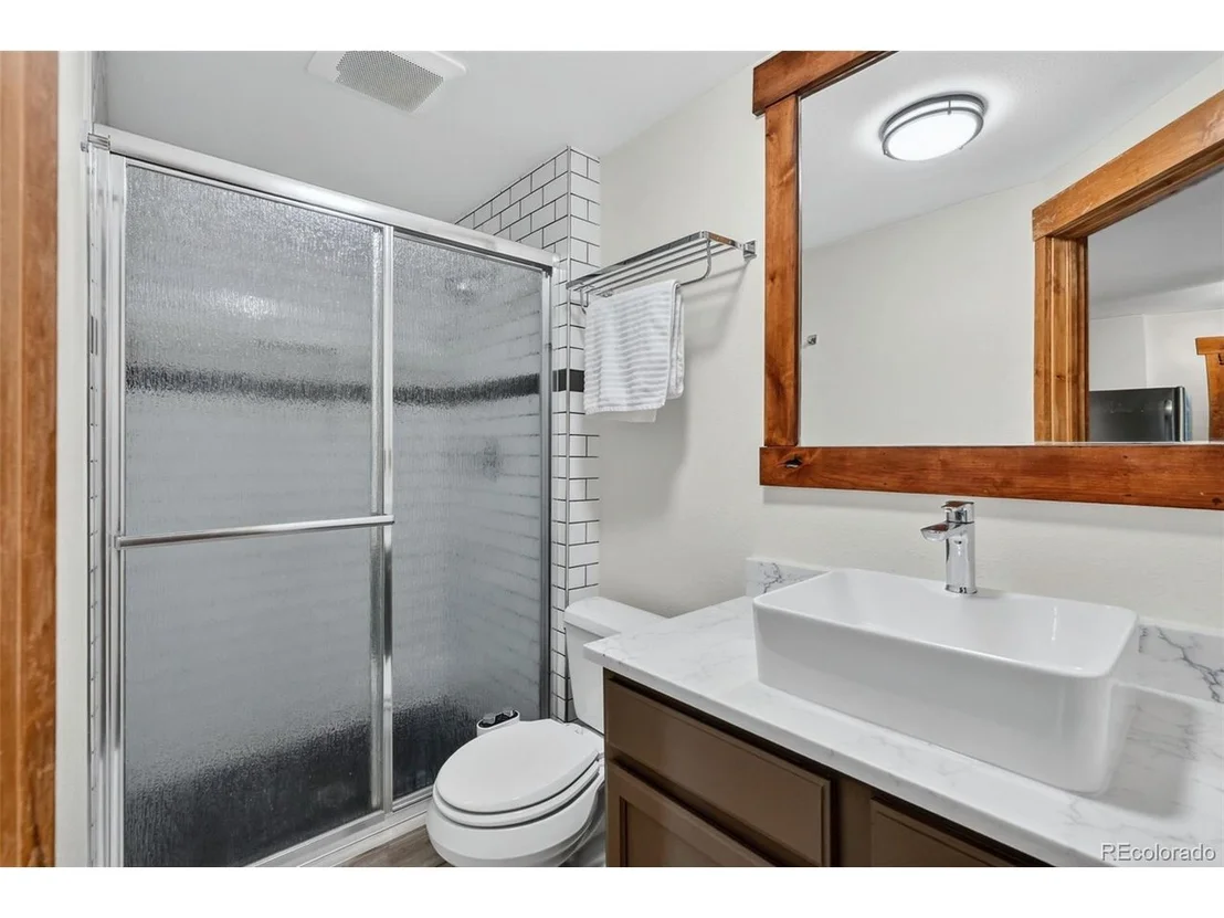 Photo of 54 Lakeview Dr