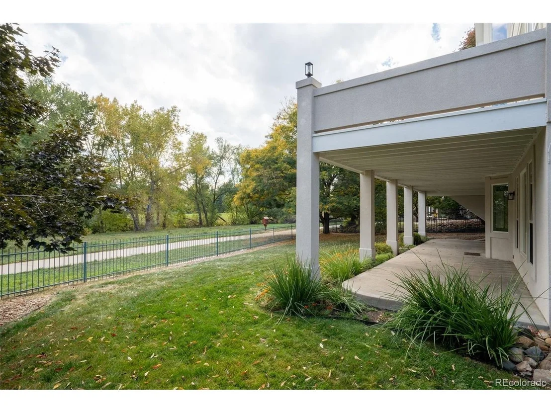Photo of 16628 W 69th Cir