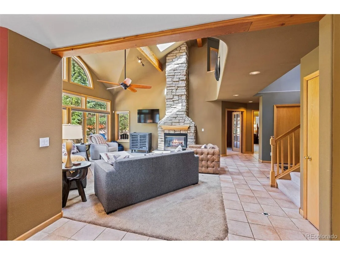 Photo of 395 Black Hawk Cir