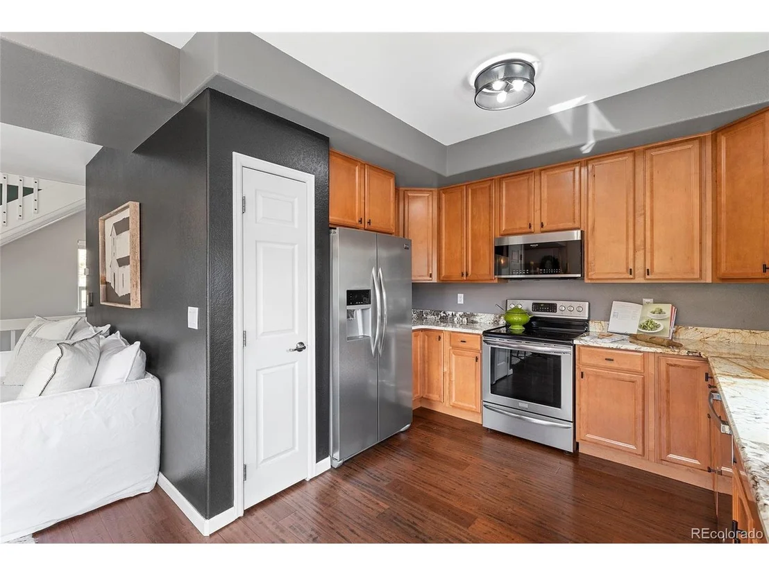 Photo of Unit H at 305 Virginia Rd