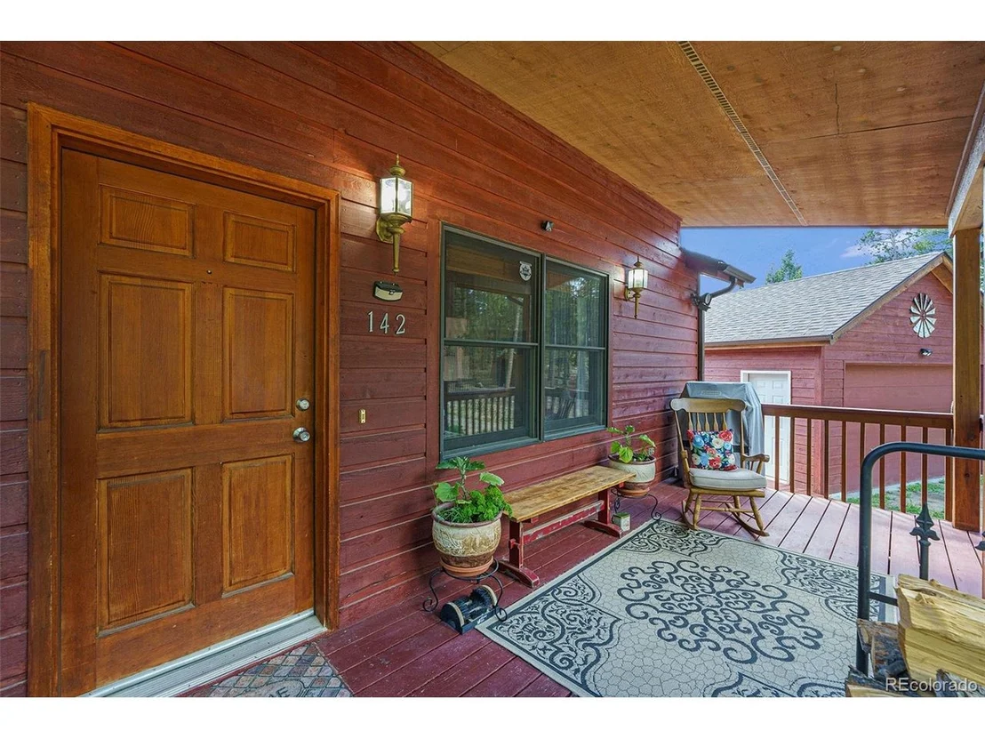 Photo of 142 Lodge Pole Dr