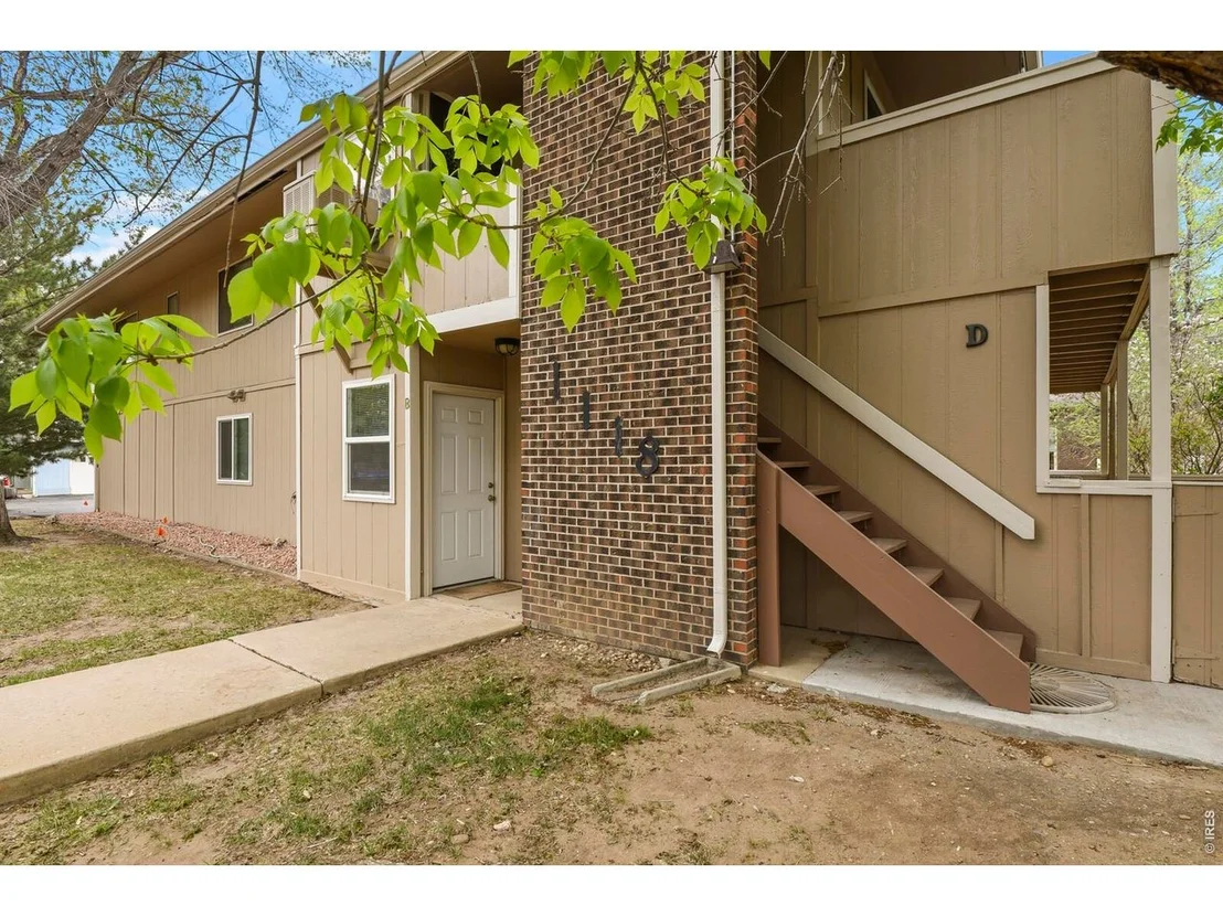 Photo of Unit D at 1118 Centaur Cir