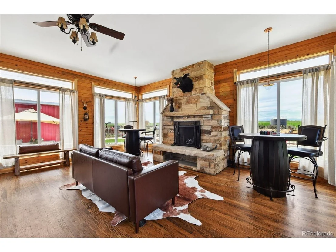 Photo of 6261 County Road 41