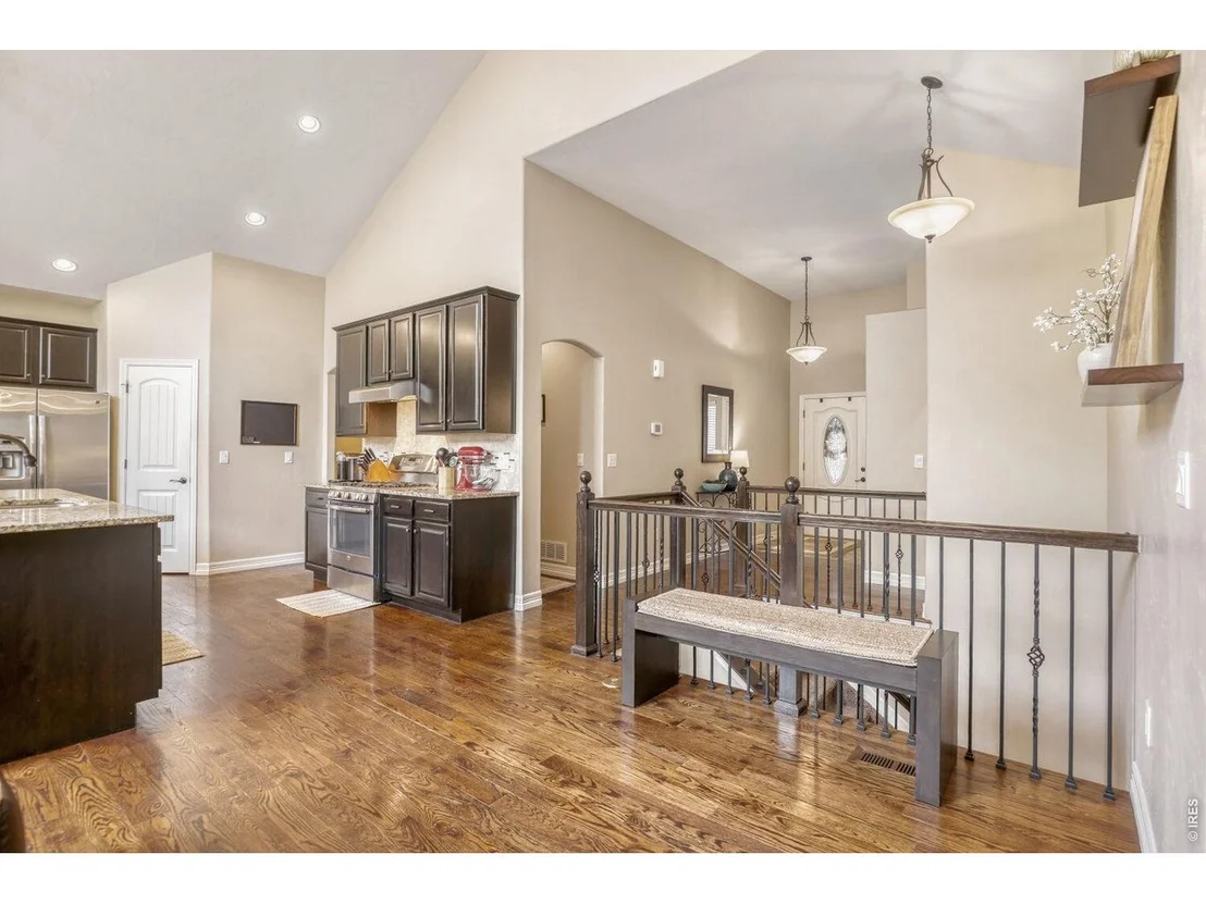 Photo of 7992 Saint St