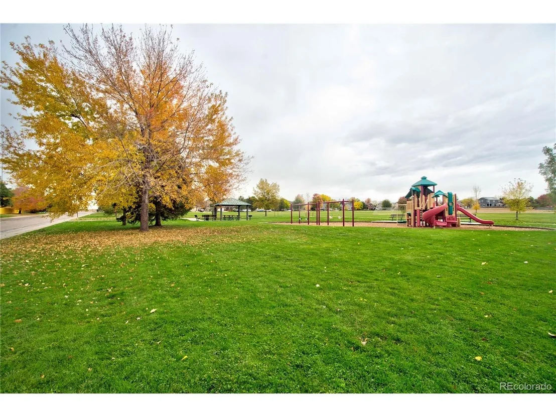 Photo of 6139 Shamrock Cir