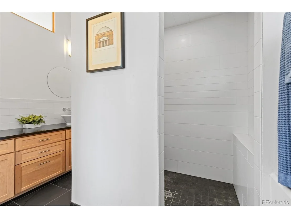 Photo of 84 Albert Dr