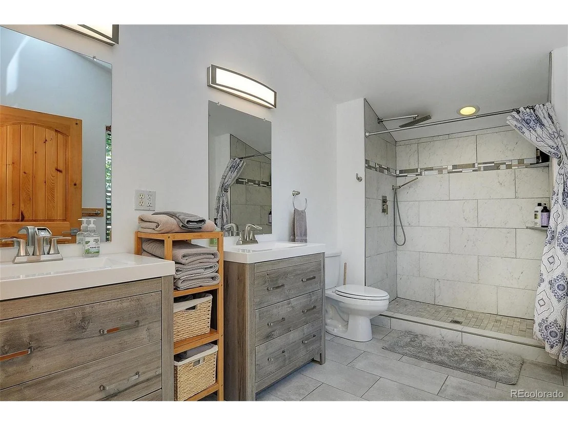 Photo of 536 I St