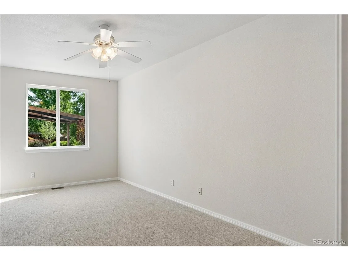 Photo of 11022 Independence Cir W