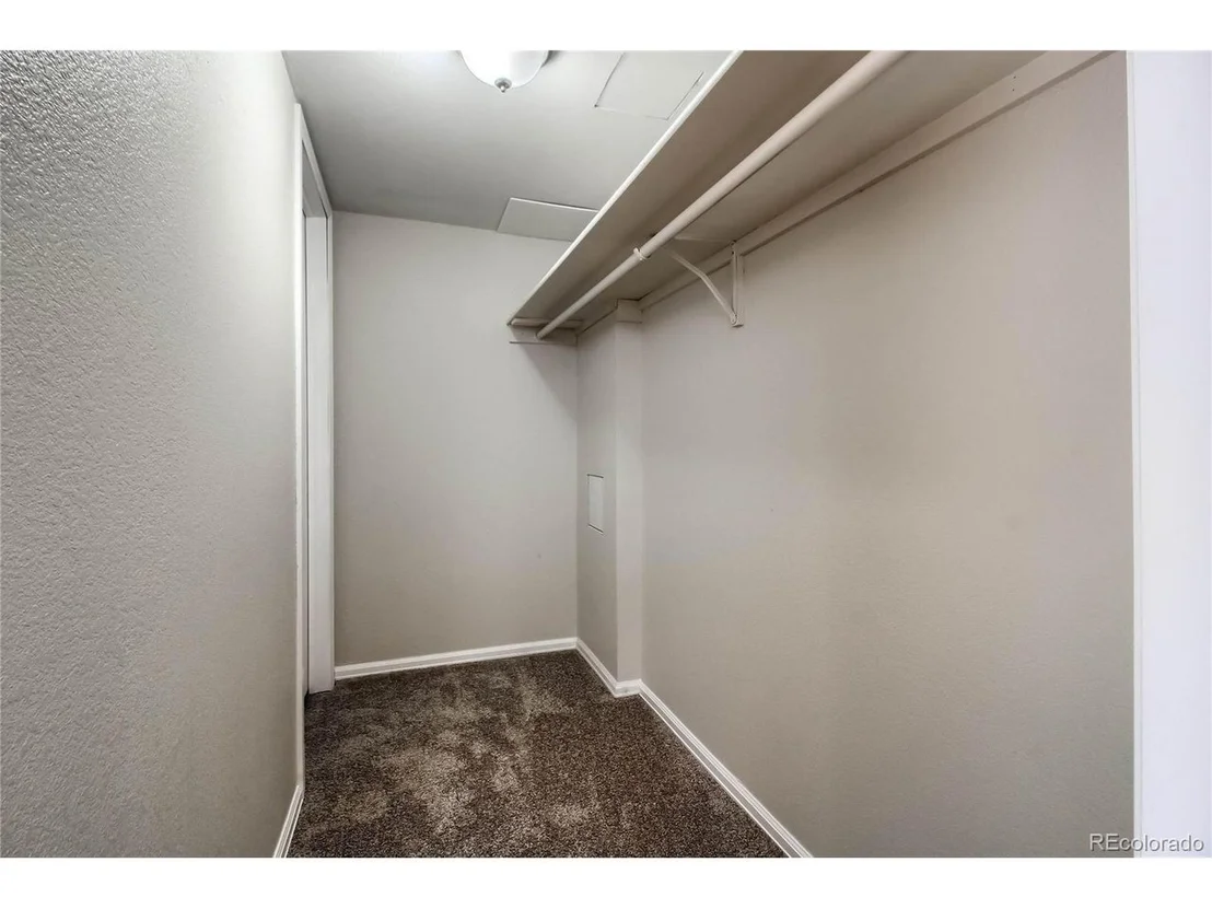 Photo of 1695 Parkside Cir