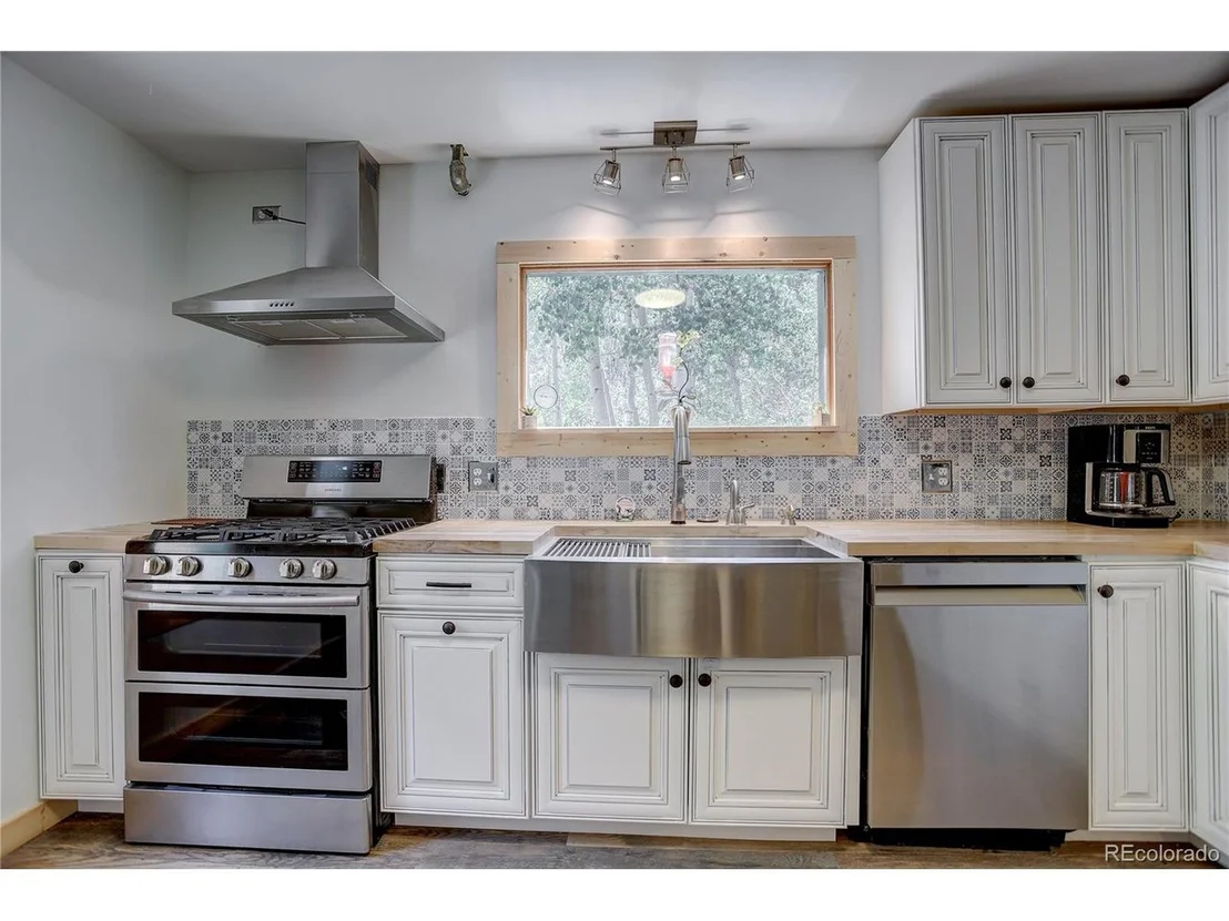 Photo of 109 Heide Rd