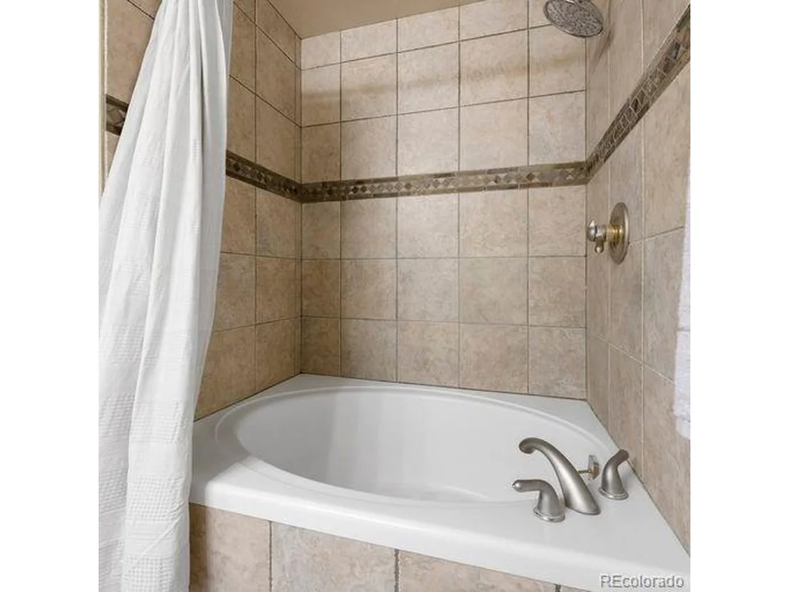 Photo of 2181 Maples Pl