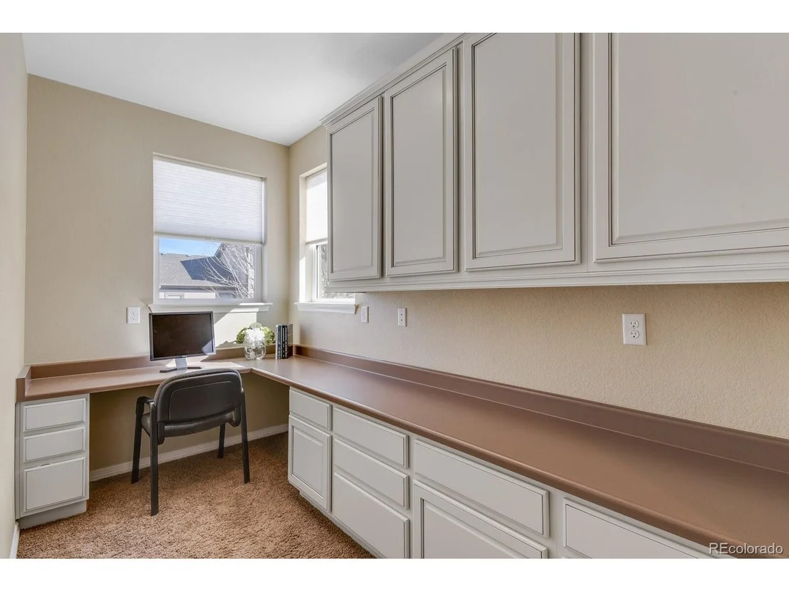Photo of 5516 Fairmount Dr