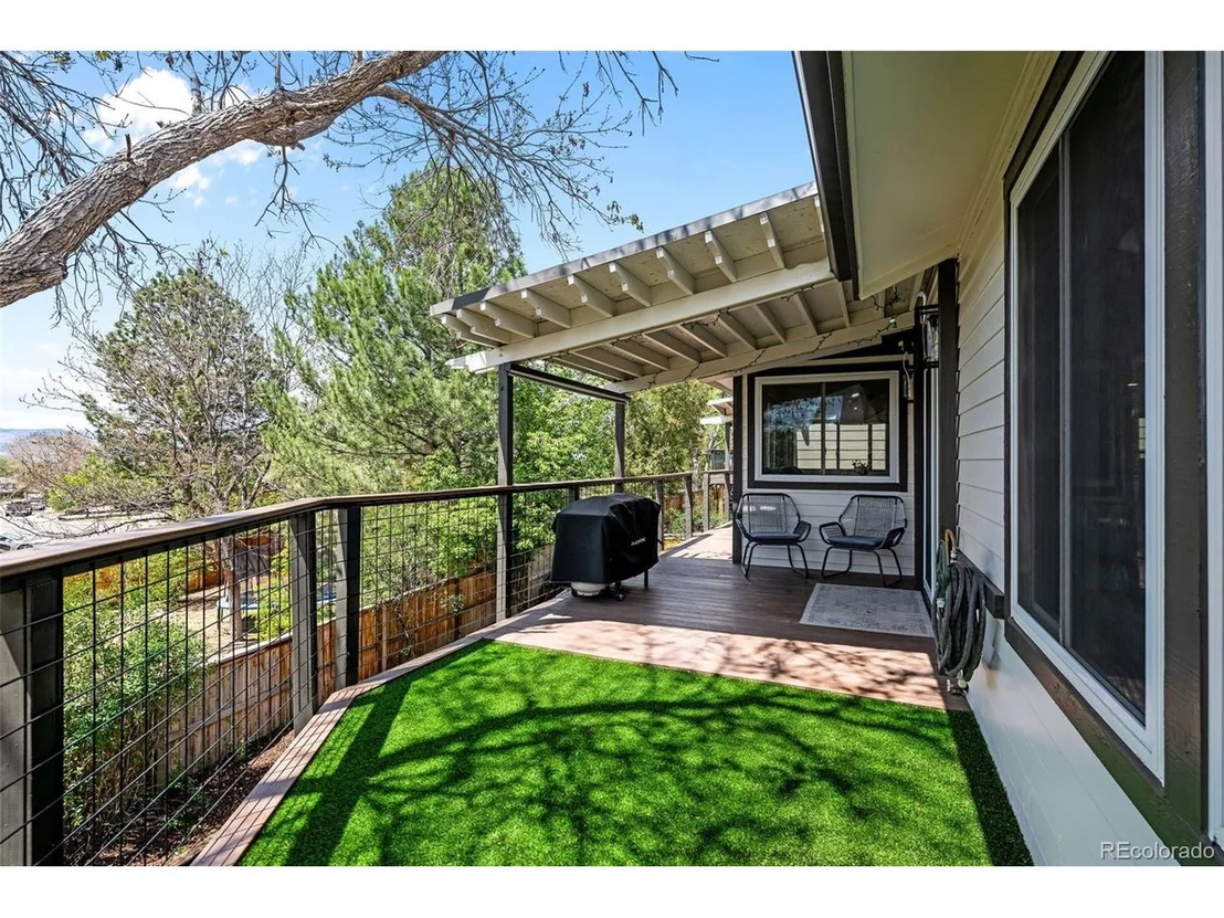 Photo of 755 Old Stone Dr