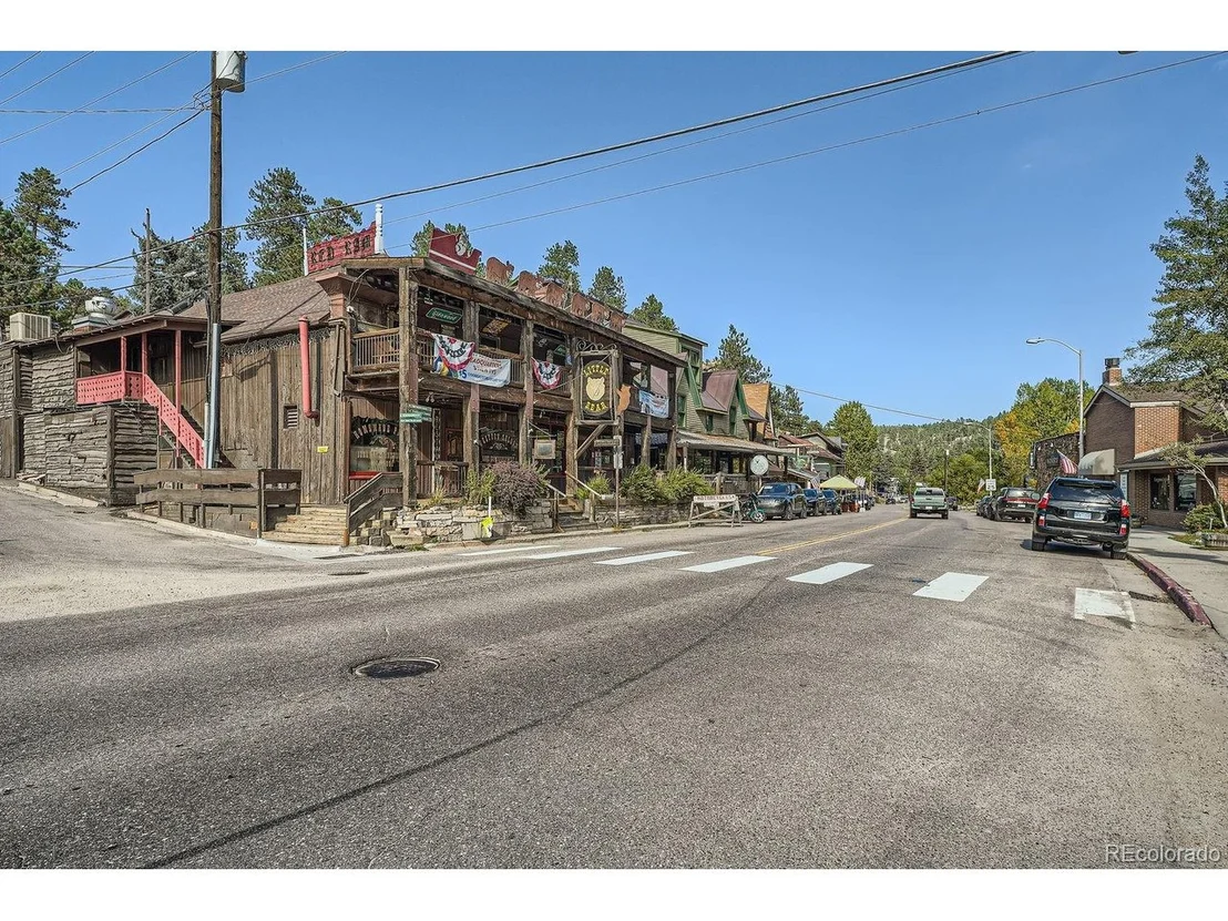 Photo of 4670 Forest Hill Rd