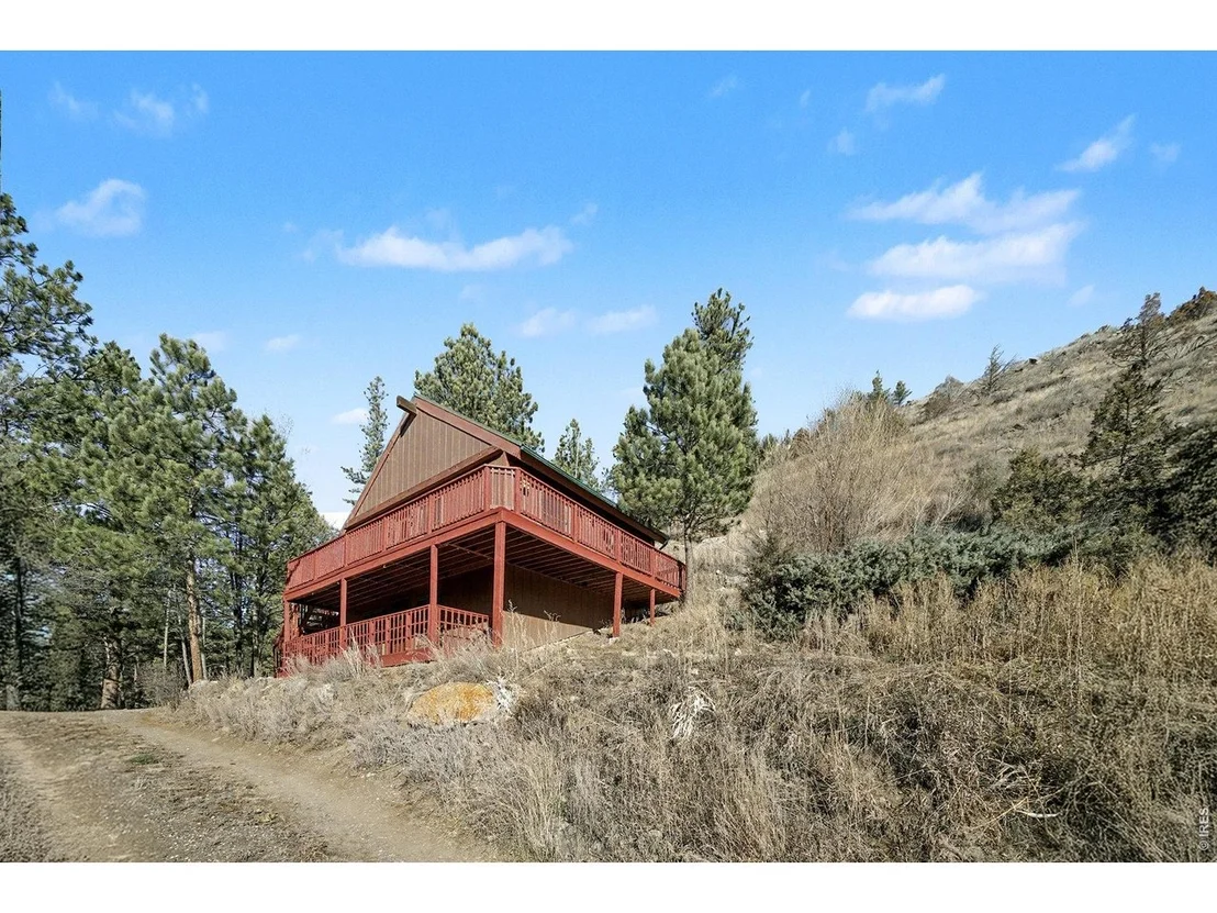 Photo of 280 Streamside Dr