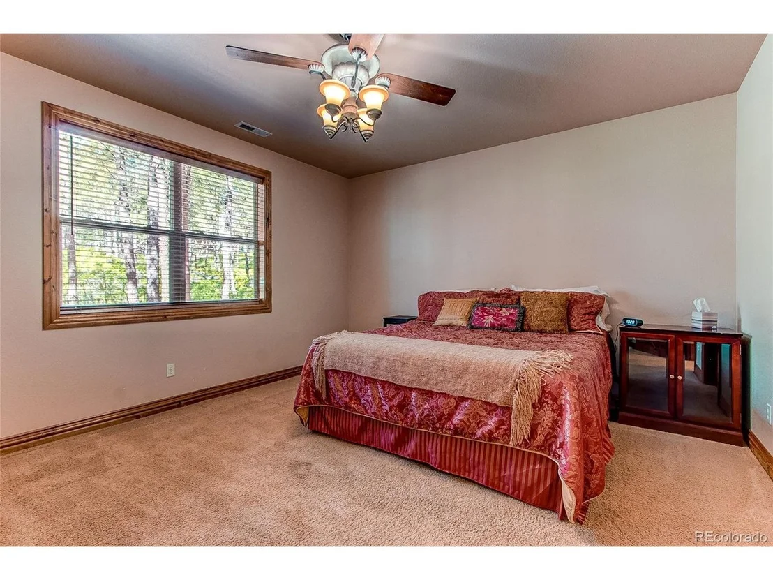 Photo of 17330 Lamplight Dr