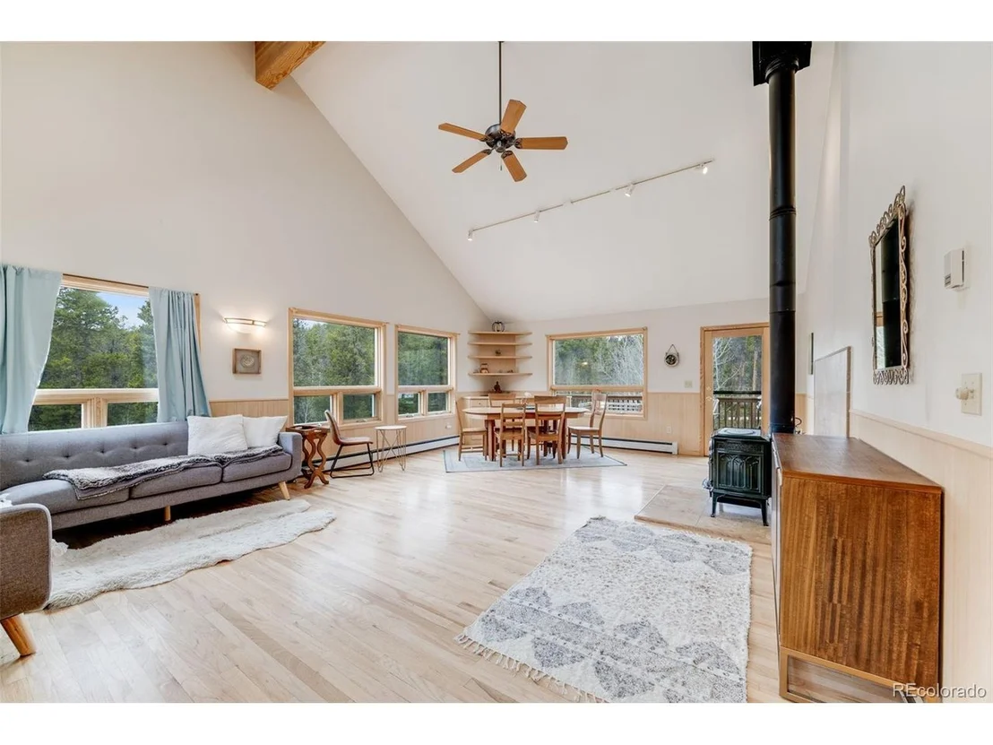 Photo of 1002 County Road 99