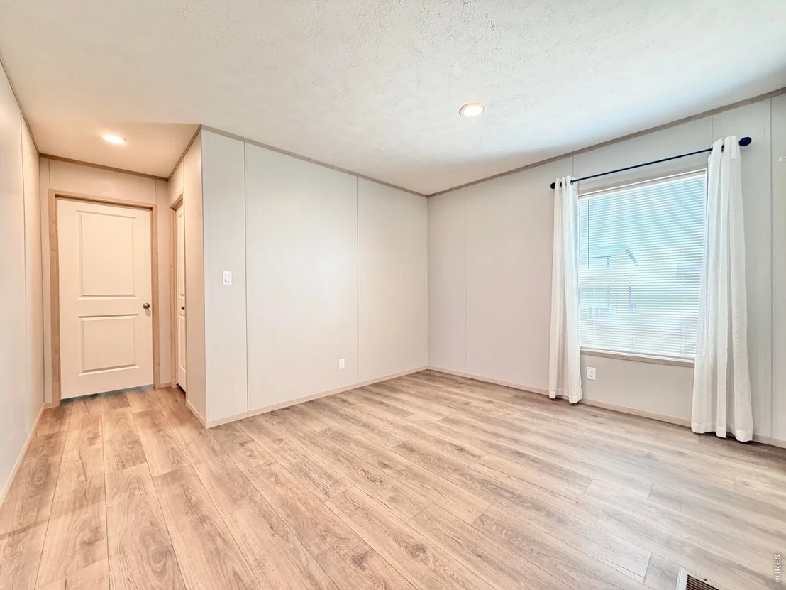 Photo of 41876 County Road 80