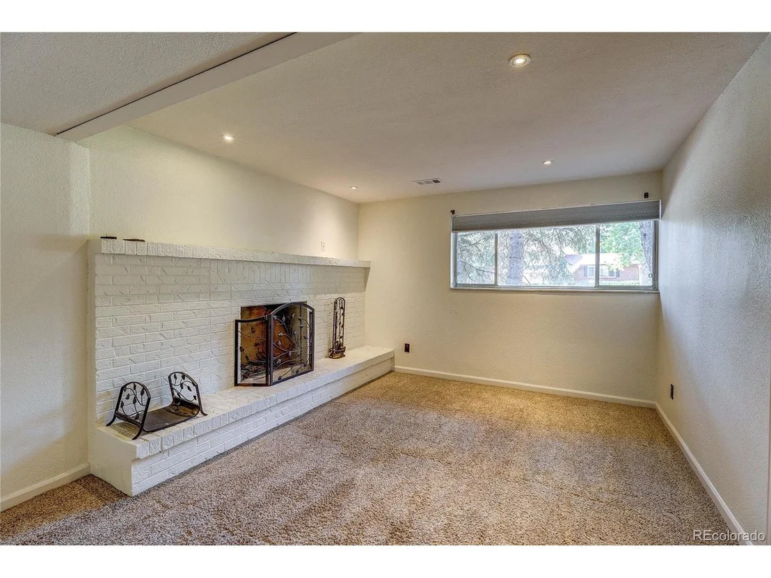 Photo of 13678 Omega Cir