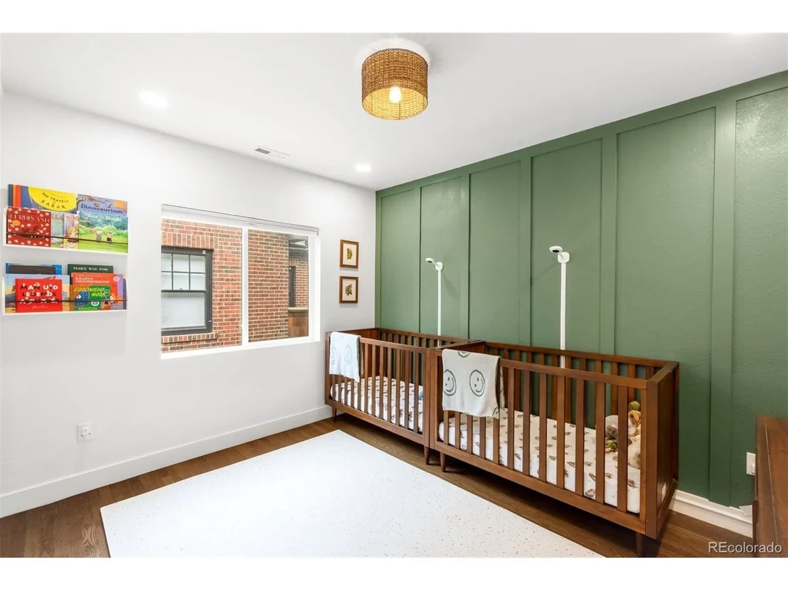 Photo of 2028 Elm St