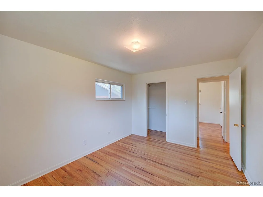 Photo of 6054 Iris Way