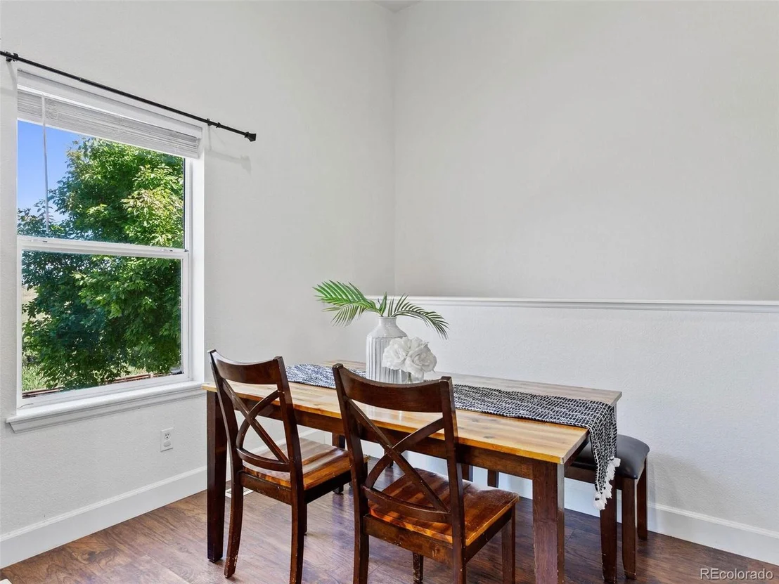 Photo of 1050 Quail Cir