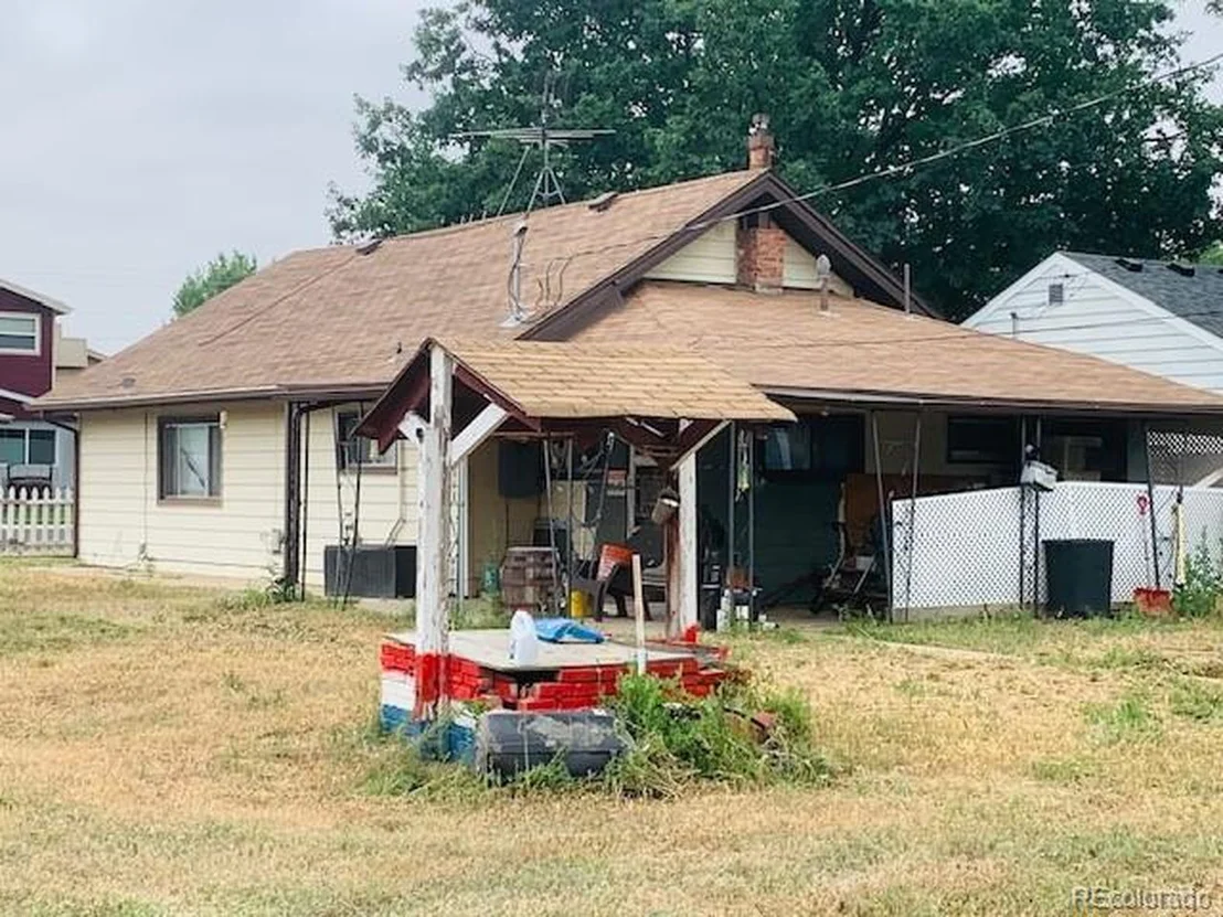 Photo of 221 4th St