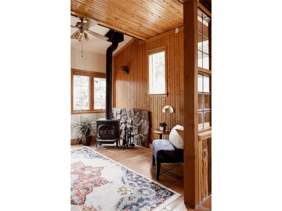 Photo of 190 Circle Dr