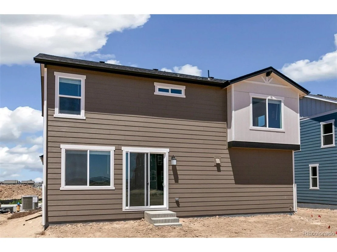 Photo of 47378 Bluebell Ave