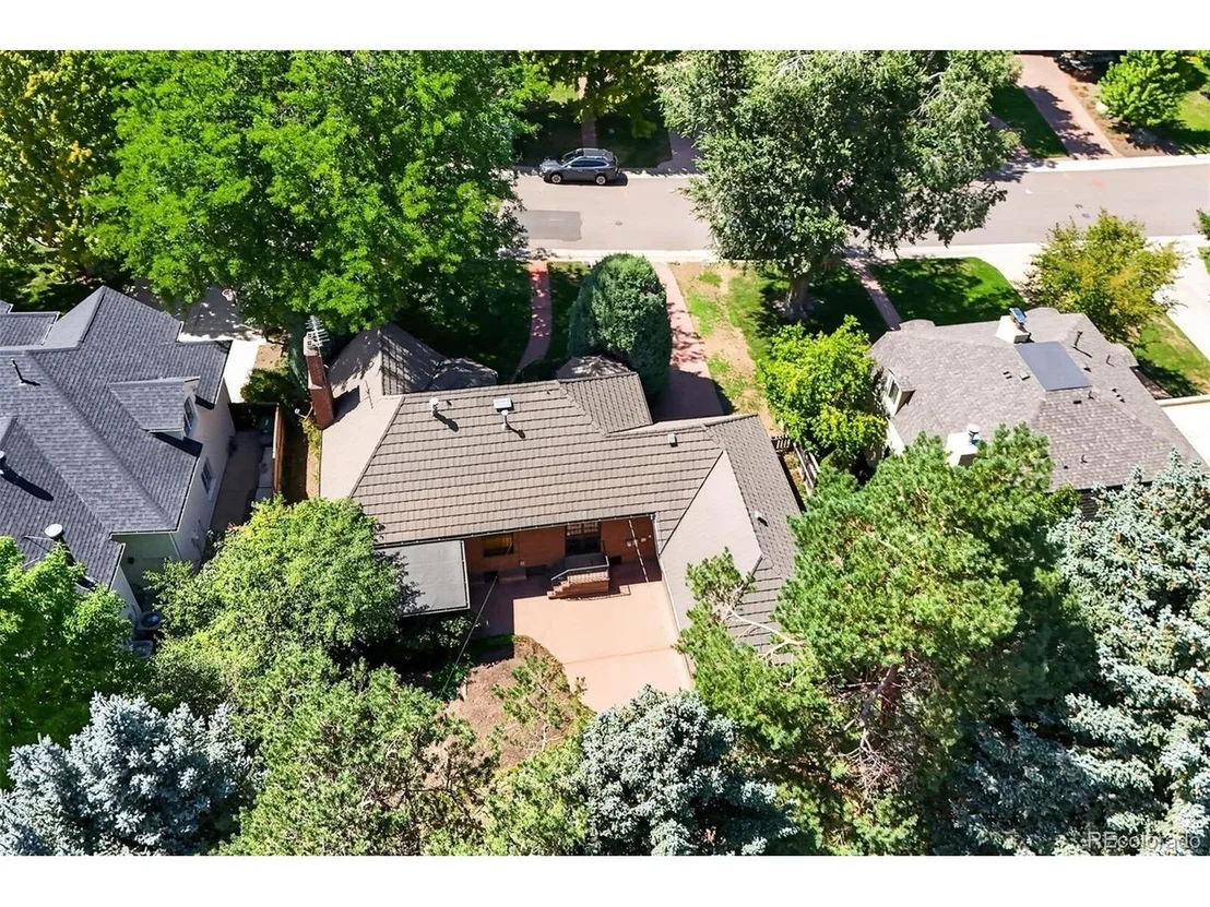 Photo of 360 Jasmine St